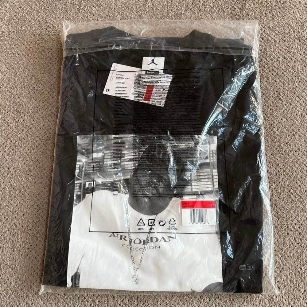 Supreme x Jordan x biggie smalls tee shirt Size large  Dead stock